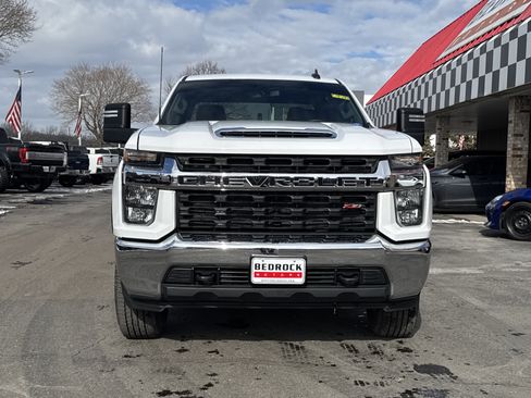Used 2021 Chevrolet Silverado 2500 LT w/ Z71 Off-Road Package image 2