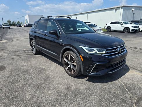 Used 2022 Volkswagen Tiguan SEL R-Line AWD/4WD image 1