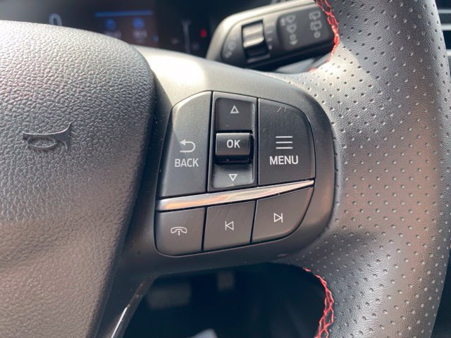 Used 2025 Ford Escape ST-Line FWD image 24