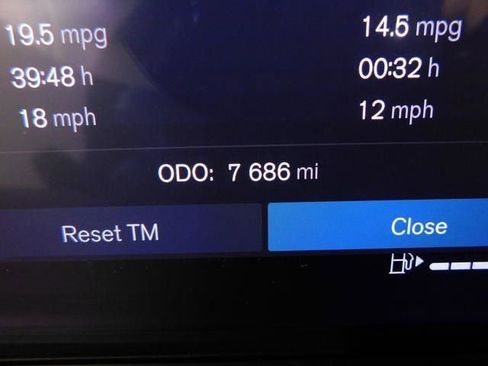 Used 2025 Volvo XC90 B6 Ultra w/ Protection Package Premier image 31