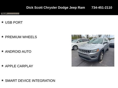 Used 2018 Jeep Compass Latitude w/ Popular Equipment Group AWD/4WD image 4