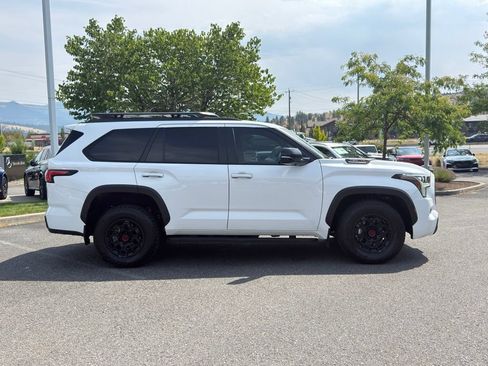 Used 2026 Toyota Sequoia TRD Pro AWD/4WD image 8