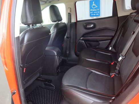 Used 2020 Jeep Compass Trailhawk w/ Leather Interior Group AWD/4WD image 63
