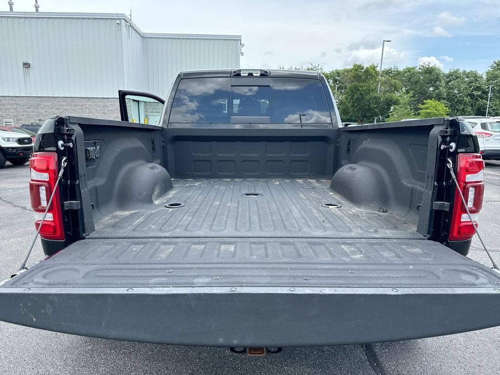 Used 2024 RAM 3500 Limited w/ Towing Technology Group AWD/4WD image 24