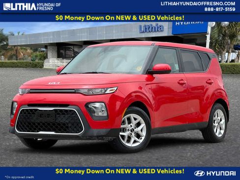 Used 2022 Kia Soul LX w/ Technology Package FWD image 1