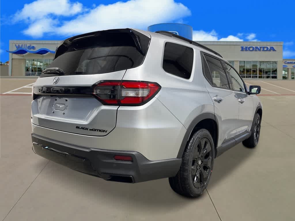 New 2026 Honda Pilot Black Edition image 5