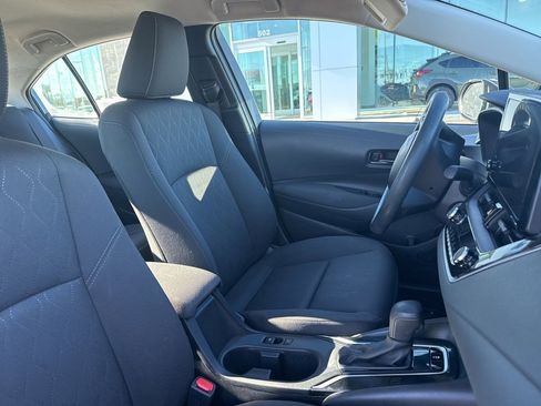 Used 2024 Toyota Corolla LE image 7