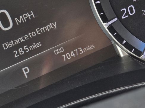 Used 2023 Toyota Highlander LE image 15