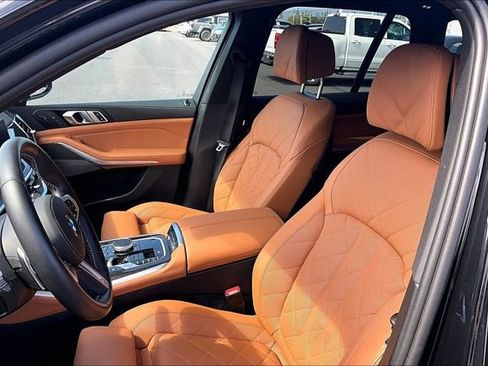 Used 2025 BMW X5 M60i w/ Climate Comfort Package AWD/4WD image 5