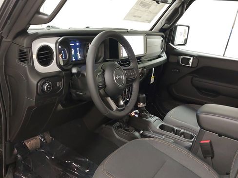 New 2026 Jeep Gladiator Sport image 17