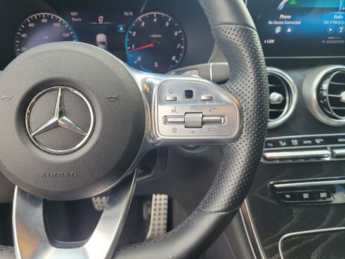 Used 2023 Mercedes-Benz GLC 300 4MATIC Coupe image 19