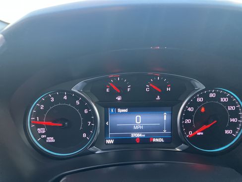 Used 2024 Chevrolet Equinox LT AWD/4WD image 24