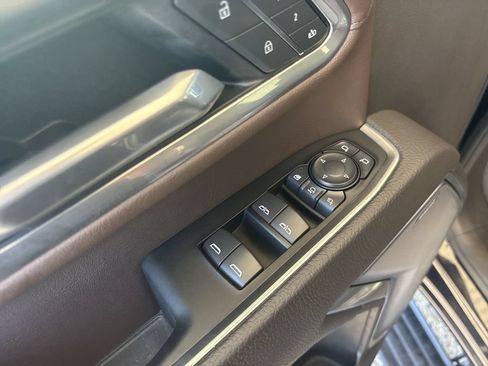 Certified 2025 GMC Sierra 2500 Denali w/ Denali Reserve Package AWD/4WD image 24