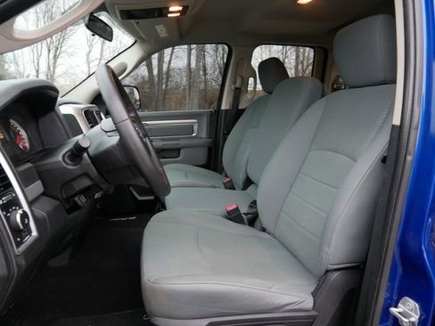 Used 2017 RAM 1500 Classic SLT image 14