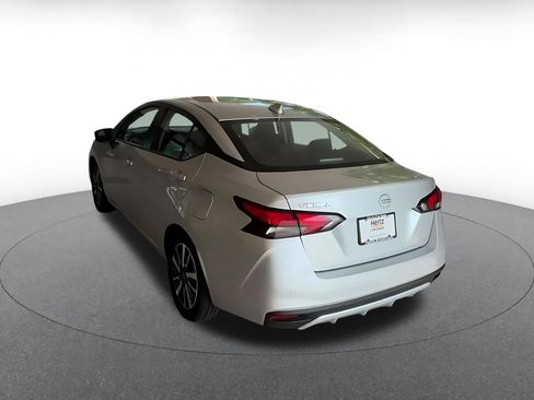 Used 2025 Nissan Versa SV FWD image 15