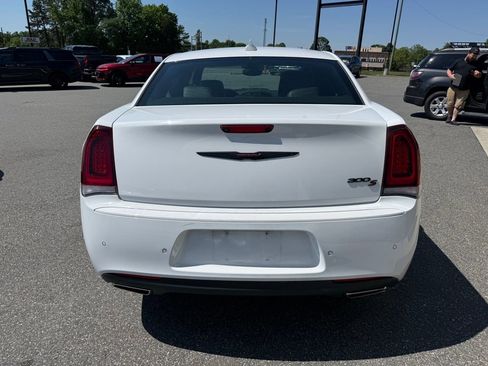 Used 2023 Chrysler 300 S RWD image 7