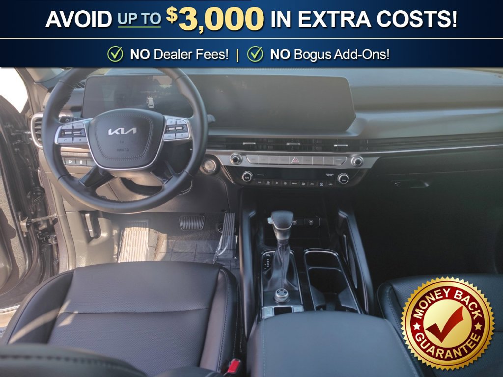 Used 2024 Kia Telluride LX FWD image 17