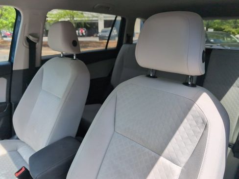 Used 2019 Volkswagen Tiguan S w/ Driver Assistance Package image 9