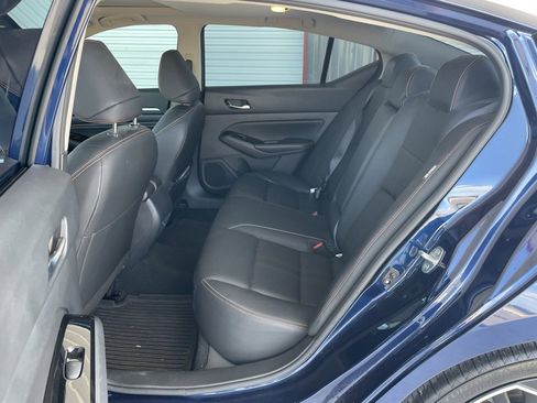 Certified 2023 Nissan Altima 2.5 SR w/ SR Premium Package image 17