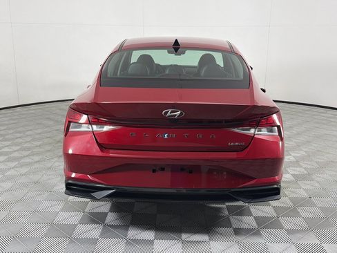 Used 2023 Hyundai Elantra Limited FWD image 5