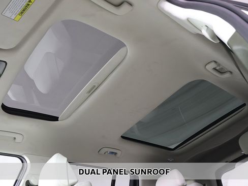 Certified 2025 Hyundai Santa Fe Calligraphy image 4