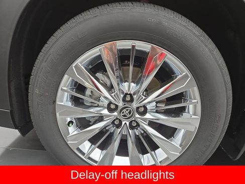 New 2026 Toyota Grand Highlander AWD image 19