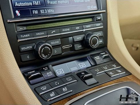 Used 2013 Porsche 911 Carrera S image 10