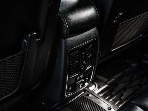 Used 2019 Jeep Grand Cherokee SRT AWD/4WD image 37