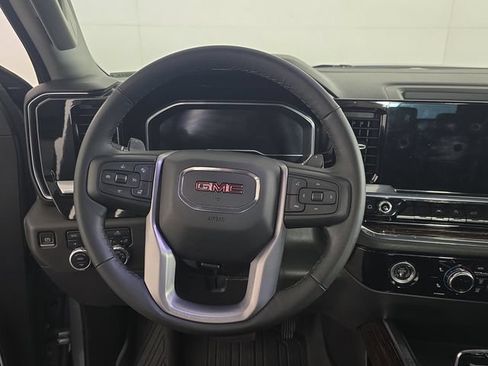 Used 2023 GMC Sierra 1500 Elevation w/ LPO, Elevation Black Package AWD/4WD image 17