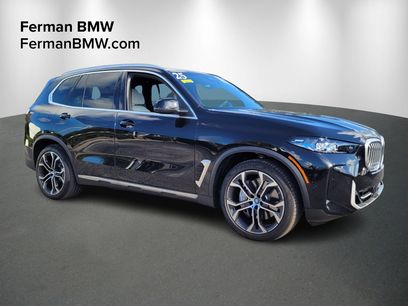 New 2025 BMW X5 xDrive50e w/ Climate Comfort Package