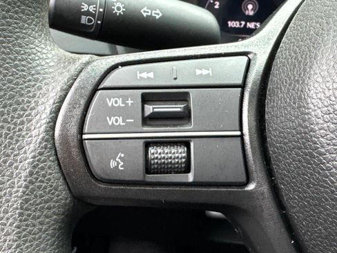 Used 2025 Honda Accord SE image 23