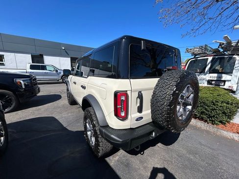 Used 2025 Ford Bronco Badlands AWD/4WD image 5