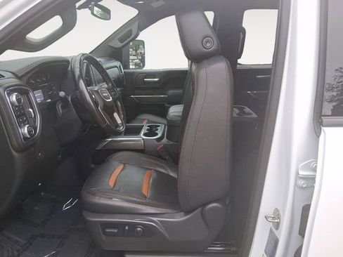 Used 2023 GMC Sierra 2500 AT4 w/ Gooseneck/5TH Wheel Package image 9