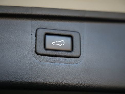 Used 2019 Subaru Outback 2.5i Premium AWD/4WD image 37