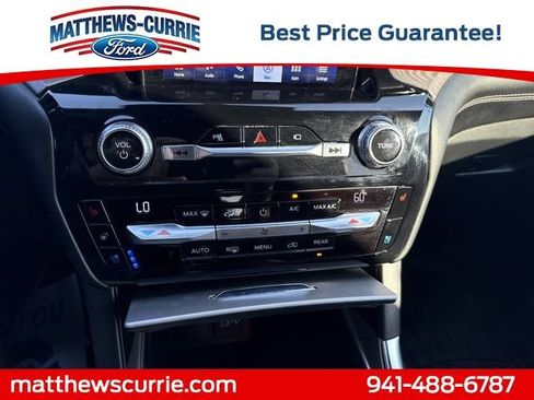 Certified 2021 Ford Explorer Platinum w/ Equipment Group 601A image 21