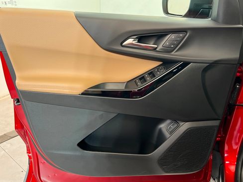 New 2026 Chevrolet Equinox ACTIV w/ Convenience Package III image 15