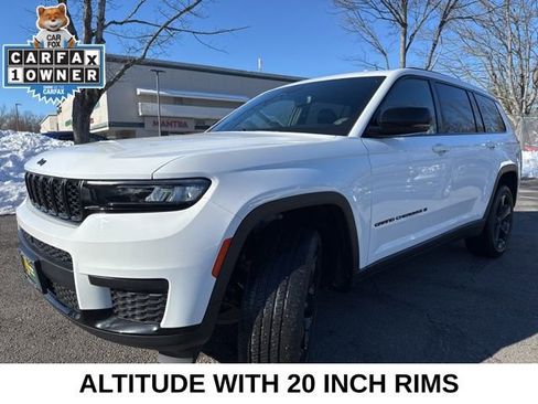 Used 2023 Jeep Grand Cherokee L Laredo AWD/4WD image 3