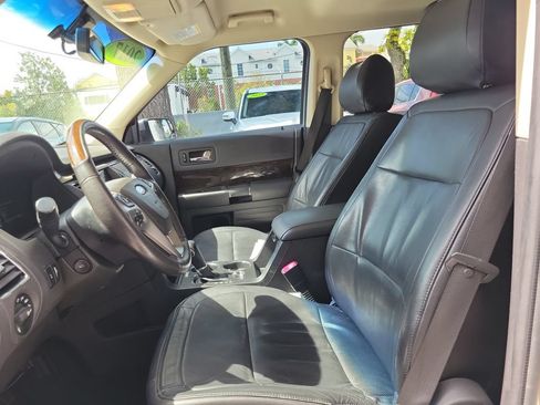 Used 2017 Ford Flex Limited FWD image 17