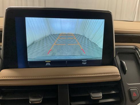 Used 2024 Chevrolet Tahoe Premier AWD/4WD image 20