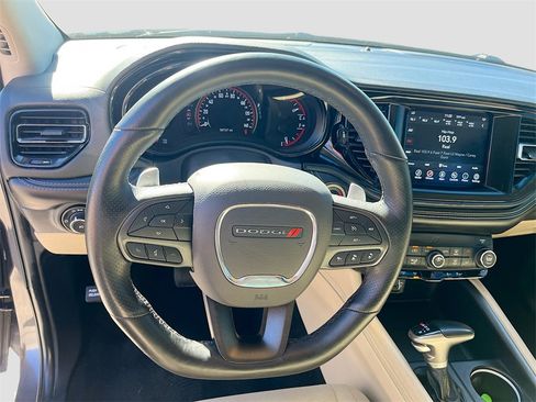 Used 2021 Dodge Durango SXT image 11