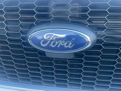 Used 2021 Ford Transit 350 XLT image 18