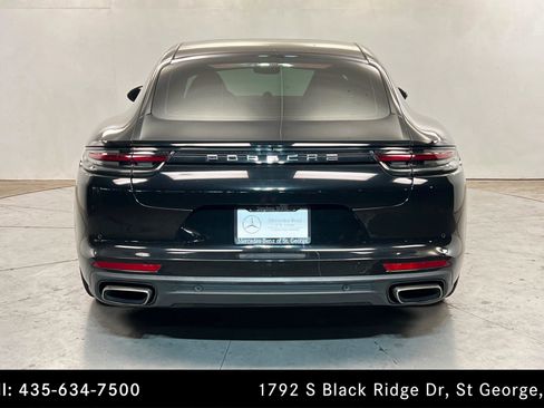 Used 2017 Porsche Panamera 4 AWD/4WD image 4
