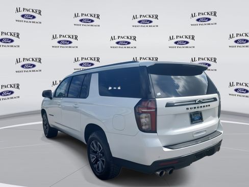 Used 2023 Chevrolet Suburban Z71 w/ Z71 Off-Road Package image 3