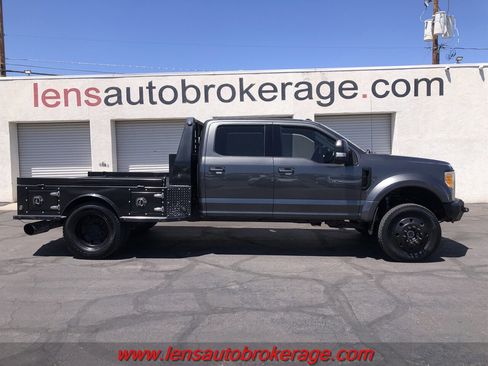 Used 2017 Ford F450 Lariat AWD/4WD image 1