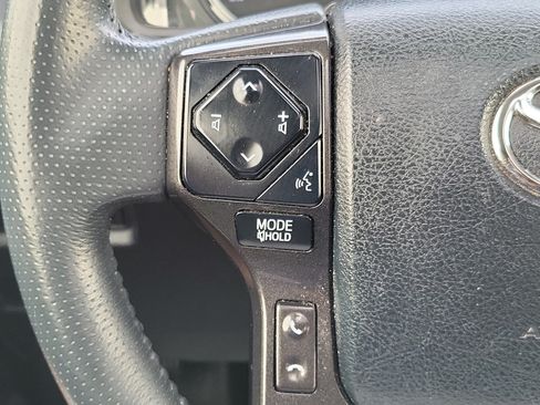 Certified 2022 Toyota 4Runner TRD Off-Road Premium w/ TRD Black Wheel Package (TMS) AWD/4WD image 23