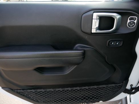 Used 2021 Jeep Wrangler Unlimited Sport S image 31