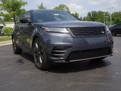 Used 2026 Land Rover Range Rover Velar Autobiography AWD/4WD image 11