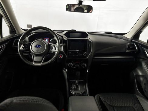 Used 2024 Subaru Forester Premium image 12