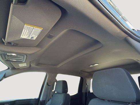 Used 2022 Chevrolet Silverado 1500 LT image 15