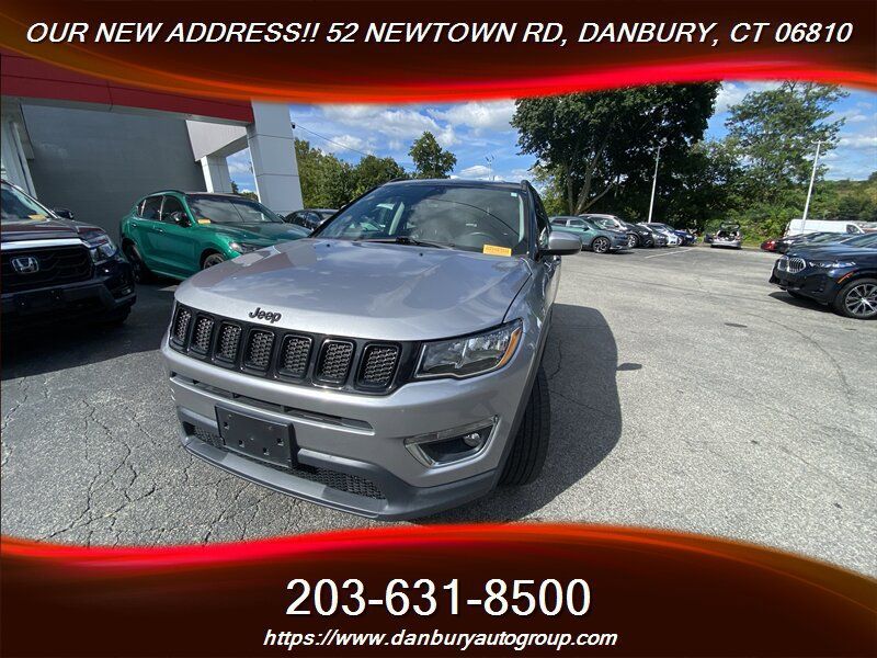 Used 2018 Jeep Compass Latitude AWD/4WD image 2